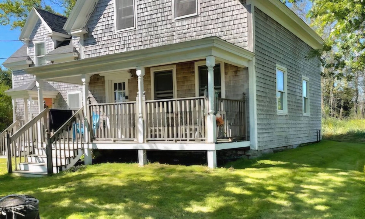 Corea Apartment | "PorchView" at Corea Harbor - sweet one bedroom w/views! Near Schoodic/Acadia.
