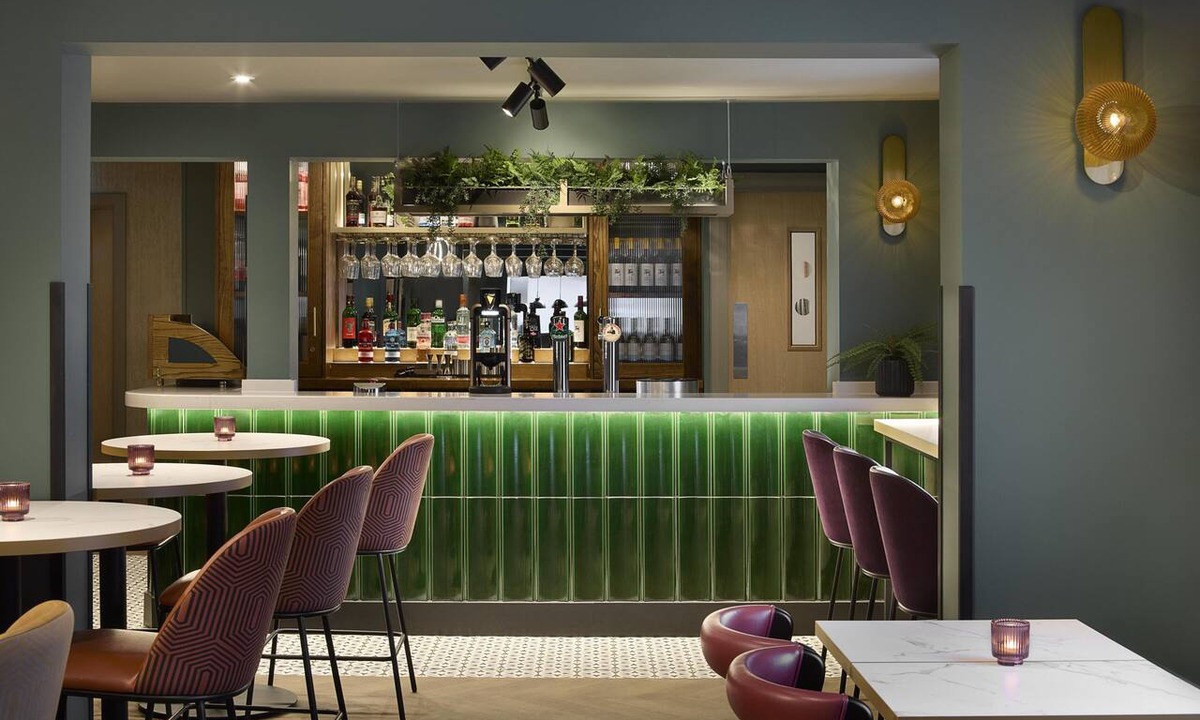 Harrogate Hotel | Premier Inn Harrogate South