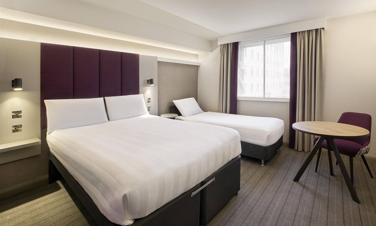 South Shields Hotel | Premier Inn South Shields Port Of Tyne
