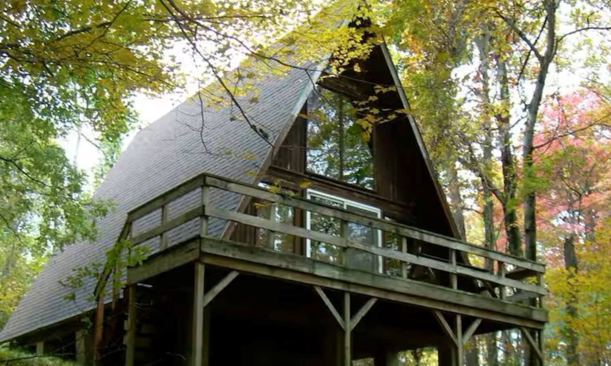Logan Cabin | Primitive A-frame Cabin on 90 acres