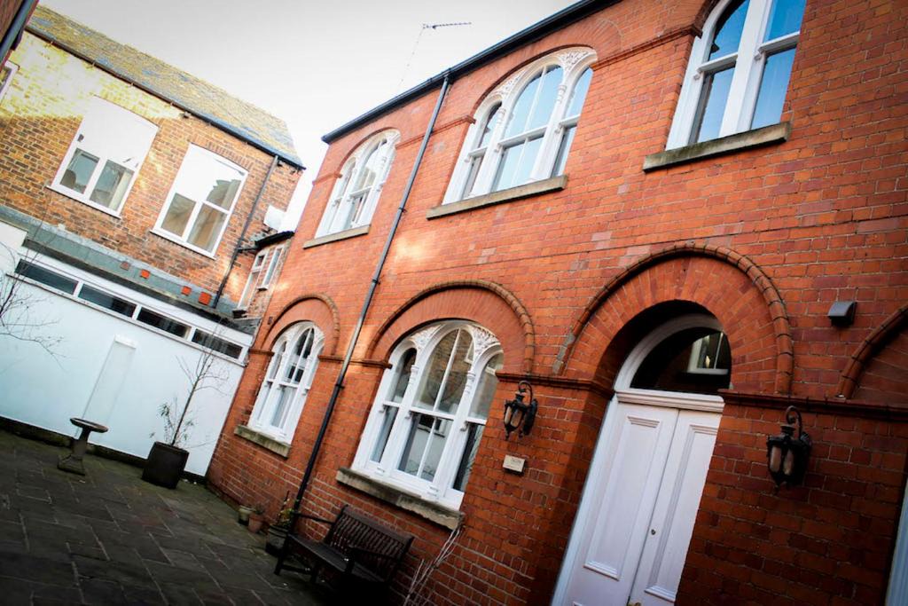 Hull Old Town Apartment | Princes Dock Chambers 2