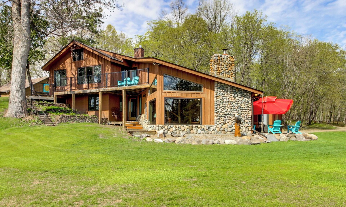 Puposky House | Private Dock & Gull Lake Access! Spacious Retreat