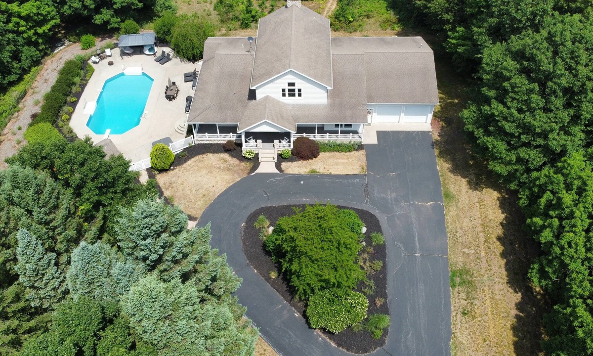 Mears House | Private heated pool, ATV trails and shooting range on 20 acres