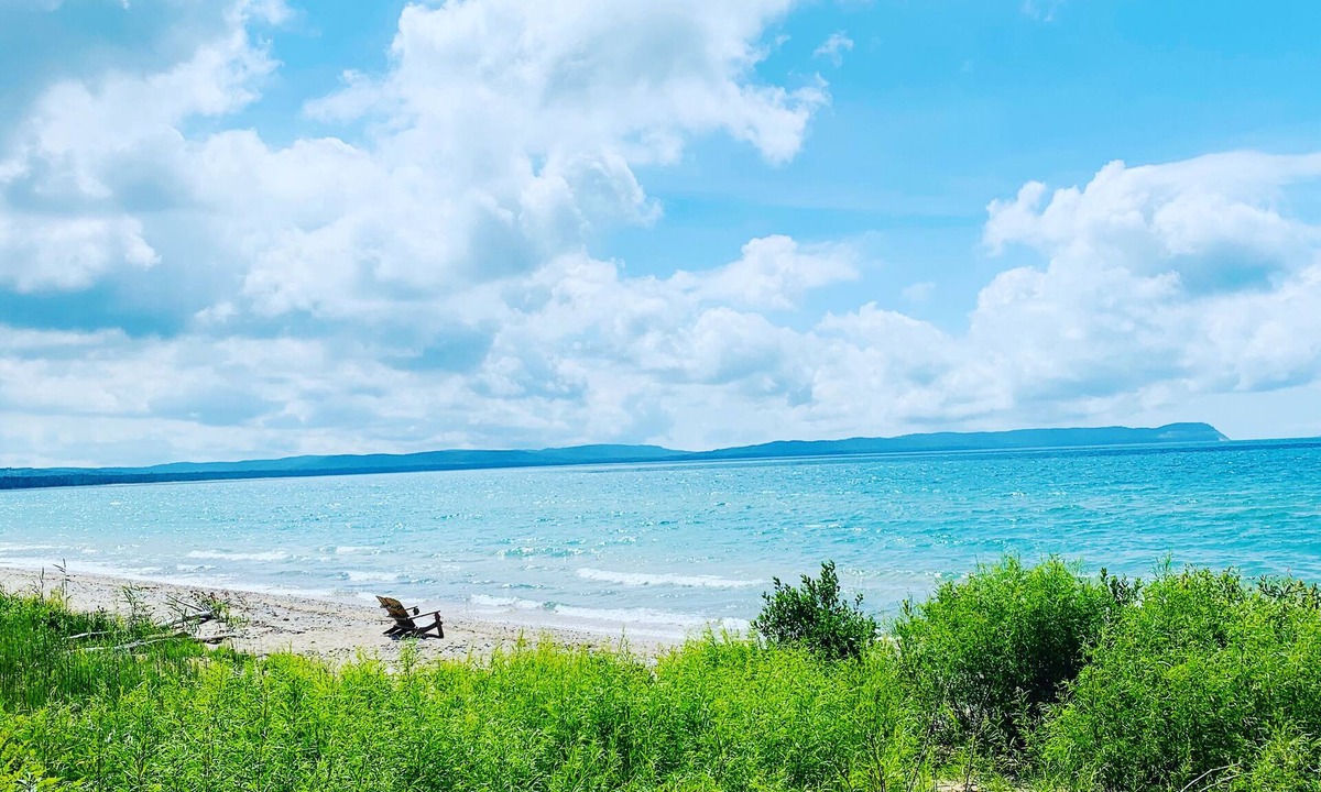 Lake Leelanau Cottage | Private Lake Michigan Lakefront Pristine Good Harbor Bay beach Leland 5 guests