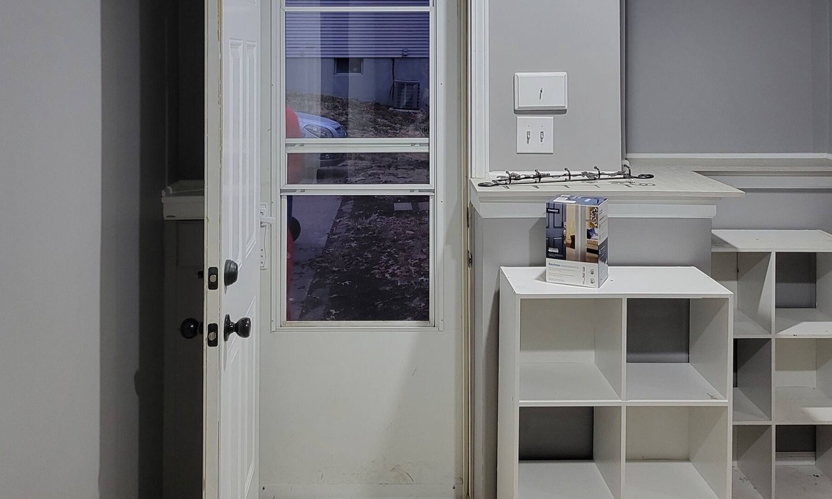 Shawnee Apartment | Private One or two bedroom apt