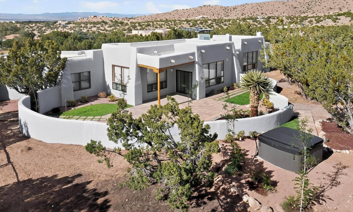 Placitas House | Private Pool + Mountain Views -Retreat Near ABQ