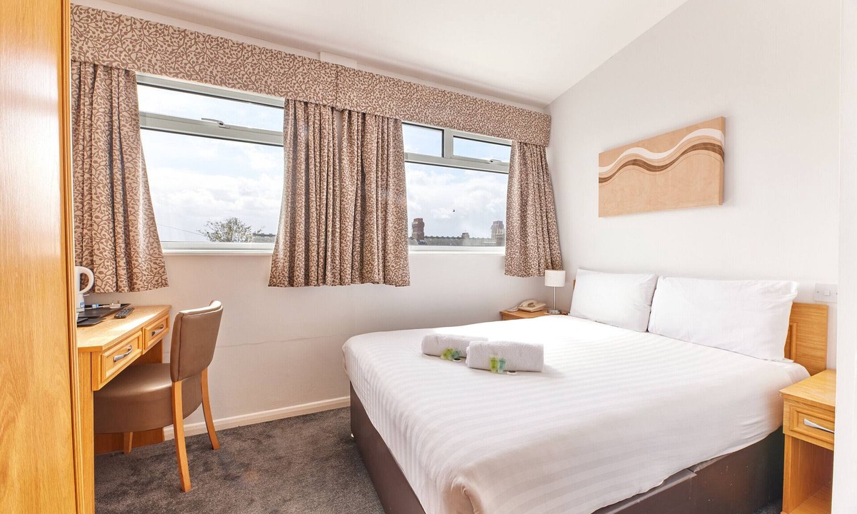 Jesmond Bed & Breakfast | Properties Unique |Dene Rooms Double 42