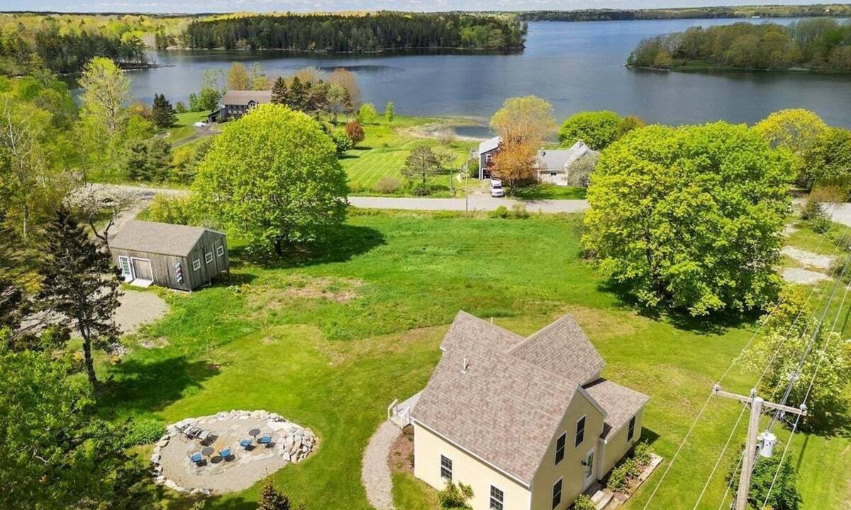 Saint George House | Puffins Perch, romantic waterfront Maine cottage