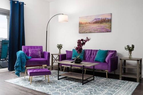Whitestown Apartment | Purple Rain Spacious 2BR 2BA 2 King Beds Gym WFH