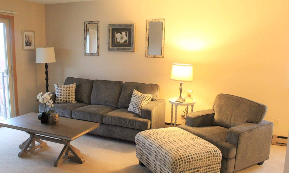 Fargo Apartment | Quaint and cozy 2 bed, 1.5 bath Fargo rental apartment!