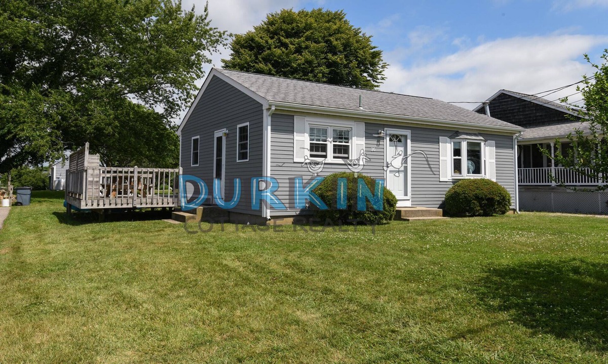 Snug Harbor Cottage | Quaint Cottage, Short Walk to Salt Pond Access, Close to Beaches