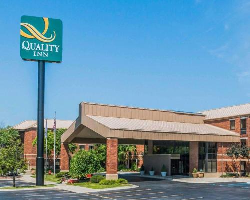Auburn Hills Hotel | Quality Inn Auburn Hills - Detroit North
