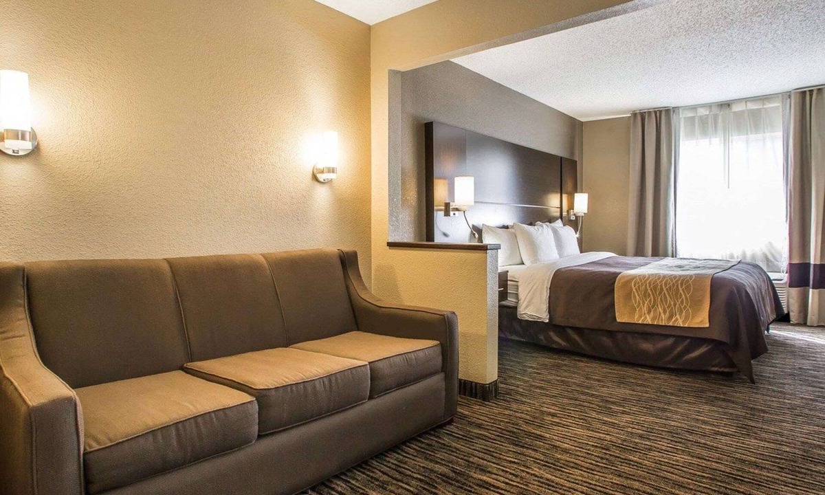 Dayton Hotel | Quality Inn Dayton North - Vandalia