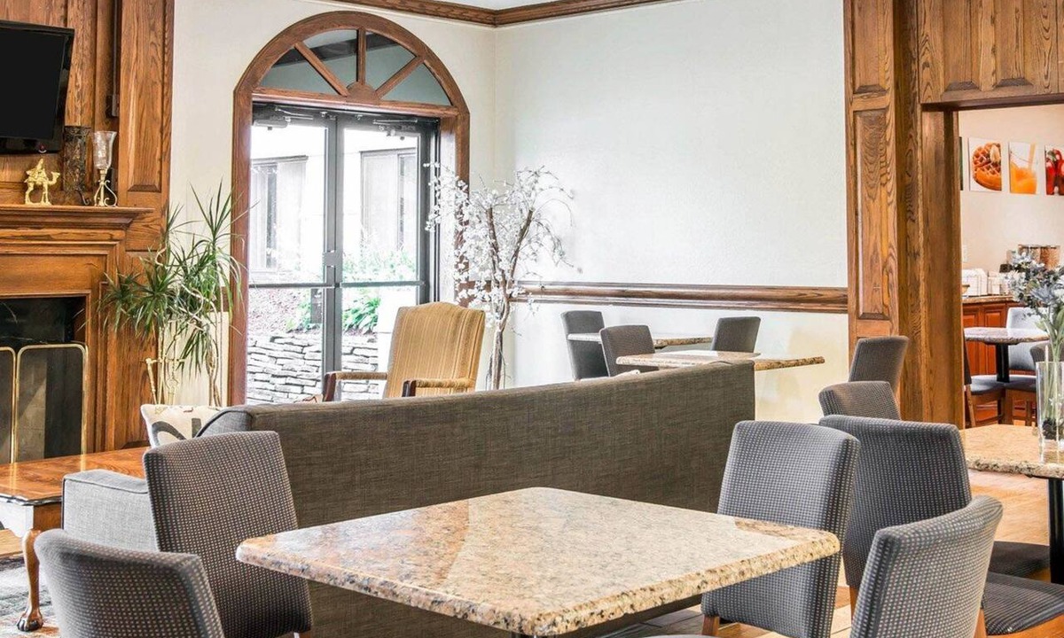 Southfield Hotel | Quality Inn Southfield - Detroit