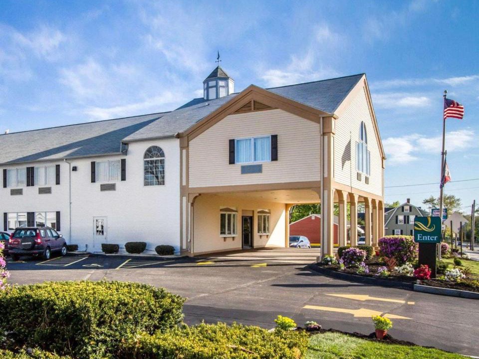 South Portland Hotel | Quality Inn & Suites South Portland