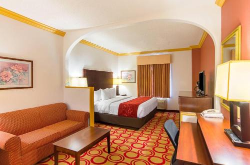 Lubbock Hotel | Quality Suites Lubbock Southwest