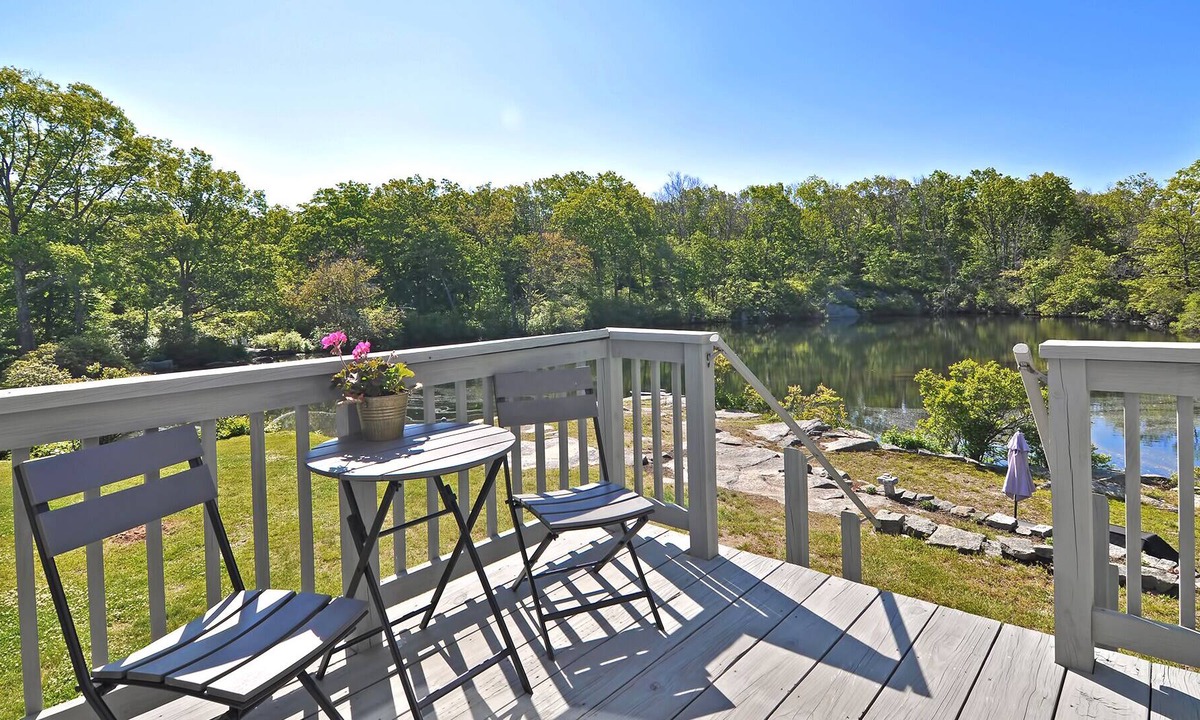 Gloucester House | Quarryman’s Cottage: 1bd, 1 bth PRIVATE QUARRY: DOG friendly
