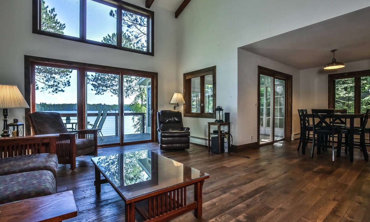 Rhinelander House | Quiet Getaway on Million-Dollar Crescent Lake