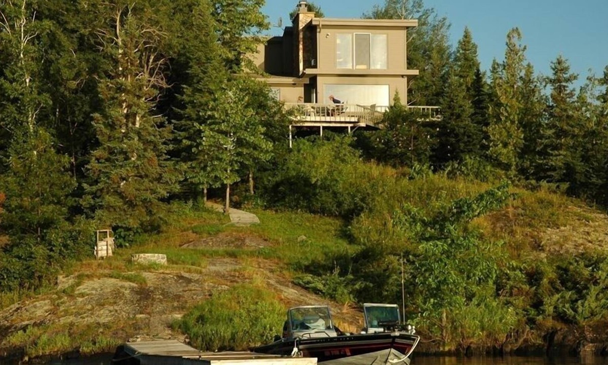 International Falls House | Rainy Lake Vacation Home with Panoramic Views