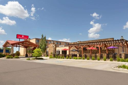 Fargo Hotel | Ramada by Wyndham Fargo