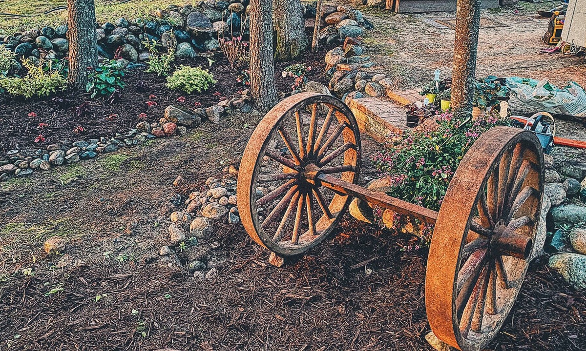 Breezy Point Cabin | Rare Opportunity to Enjoy Lady Slipper Point (This Cabin Sleeps 10)