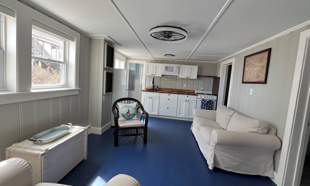 Salisbury Beach Cottage | Recently renovated Oceanfront 3-bedroom cottage on Salisbury Beach.