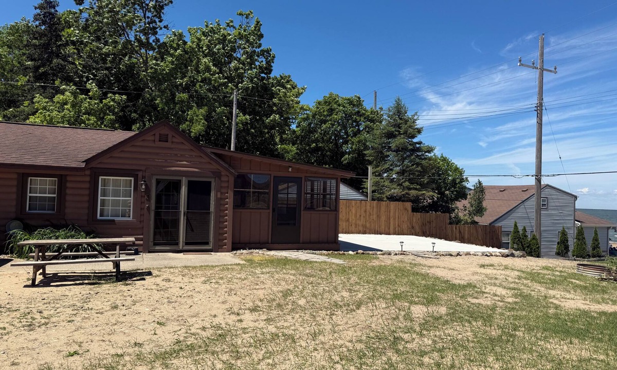 Port Austin Cottage | Recently Updated Beachfront Resort Cottage #3