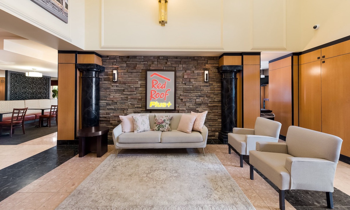 Downtown Columbus Hotel | Red Roof Inn PLUS+ Columbus Downtown-Convention Center