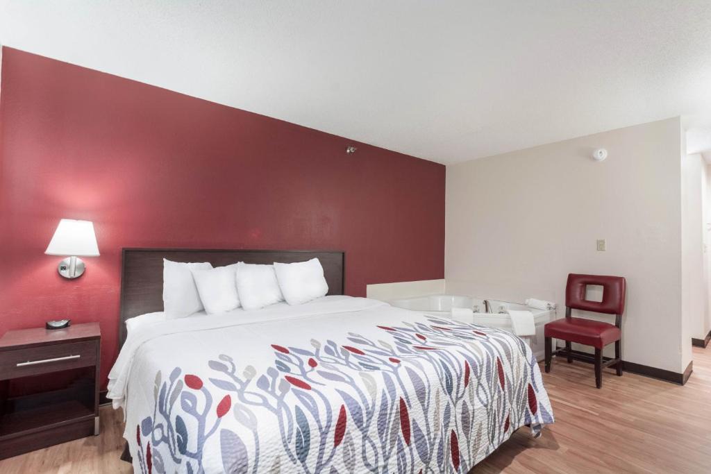 Richmond Hotel | Red Roof Inn Richmond, KY