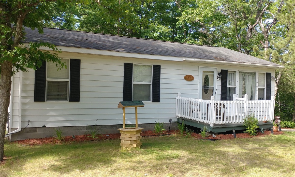 Grayling House | Relax at Hilltop Cottage - By Lake Margrethe "Dog Friendly & has a Game Room!"