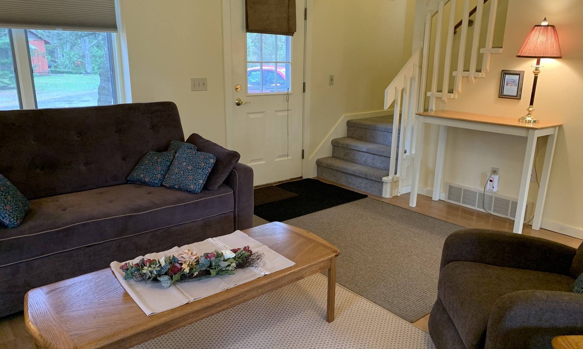 Mayfield House | Relax by the river in style & comfort just minutes from Traverse City, MI