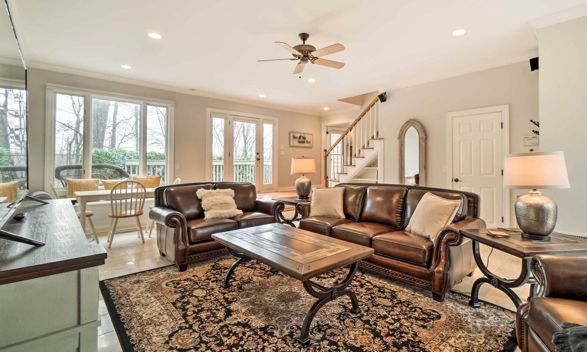 Pegram House | Relax Poolside! Family Getaway in Nashville Area