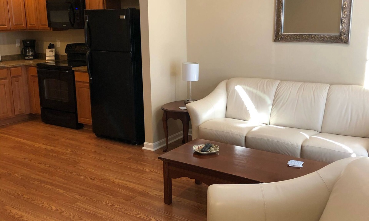 Elizabethtown Apartment | Relaxing, Quiet Location In Elizabethtown ~ High-End Finishes Throughout!