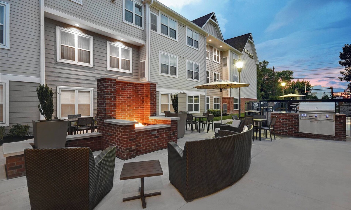 Fairgrounds Hotel | Residence Inn by Marriott Louisville Airport