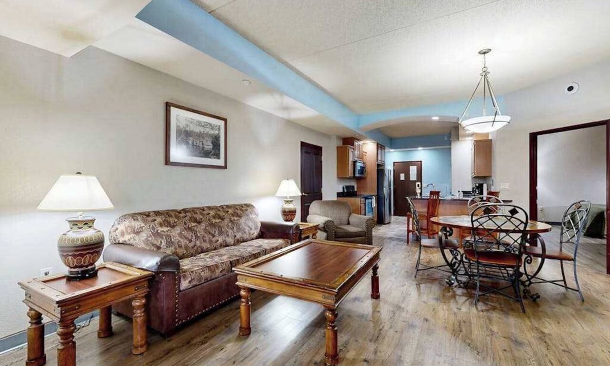 Wisconsin Dells Condo | Resort Comfort Meets Dells Adventure