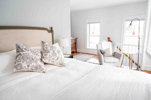 Wiscasset House | Retreat at Sea Cloud Cottage in Historic Wiscasset