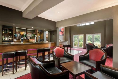 Kenilworth Hotel | Riverside Hotel