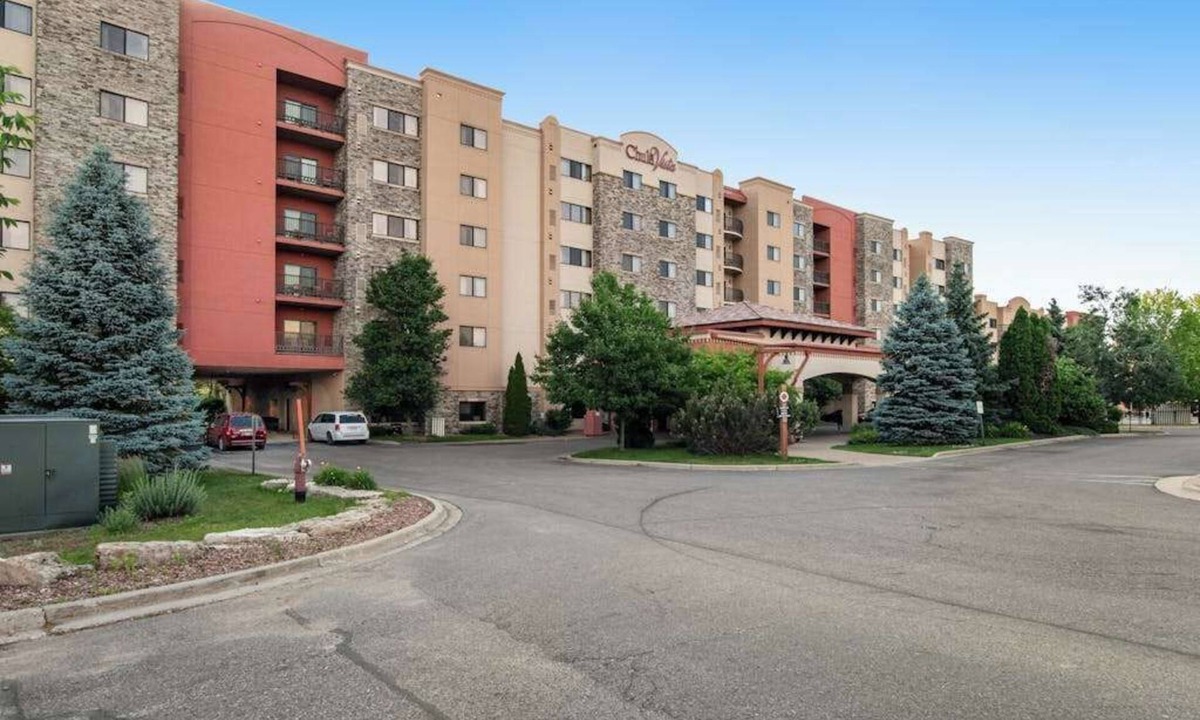 Wisconsin Dells Condo | Riverside Studio: Golf & Private Balcony Views