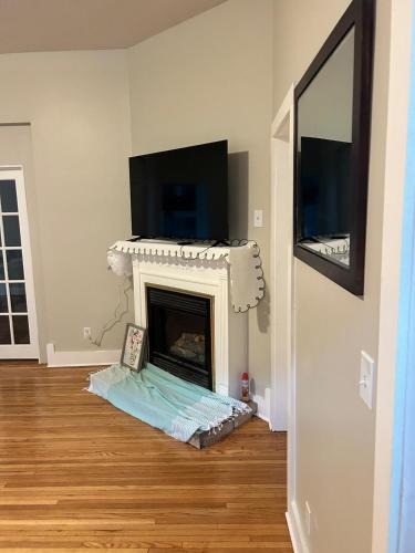 Robbinsdale House | Robinsdale on broadway