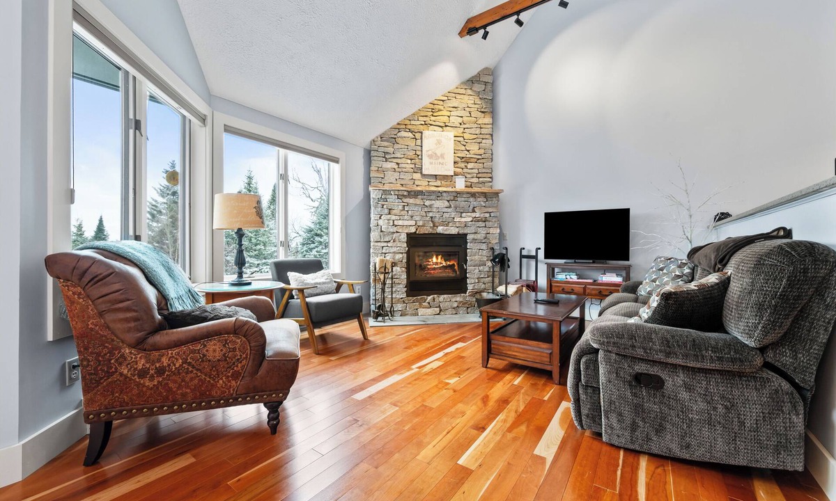 Rangeley Condo | Rock Pond Condo 45 - Beautiful Ski in/Ski out condo unit on Saddleback!