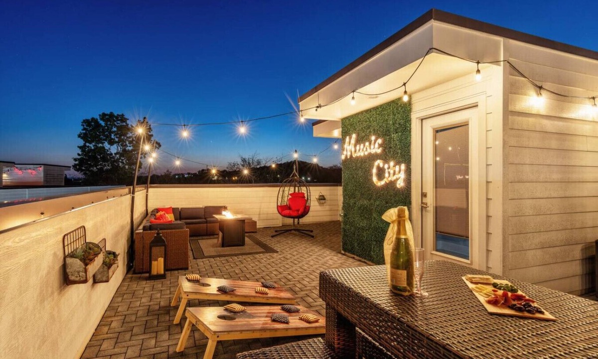 Haynes Area Villa | Rooftop Bliss | Karaoke & Games | Near Broadway