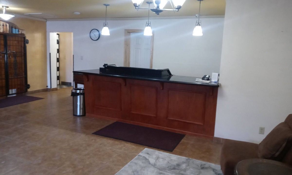 Roseau Hotel | Roseau Motel