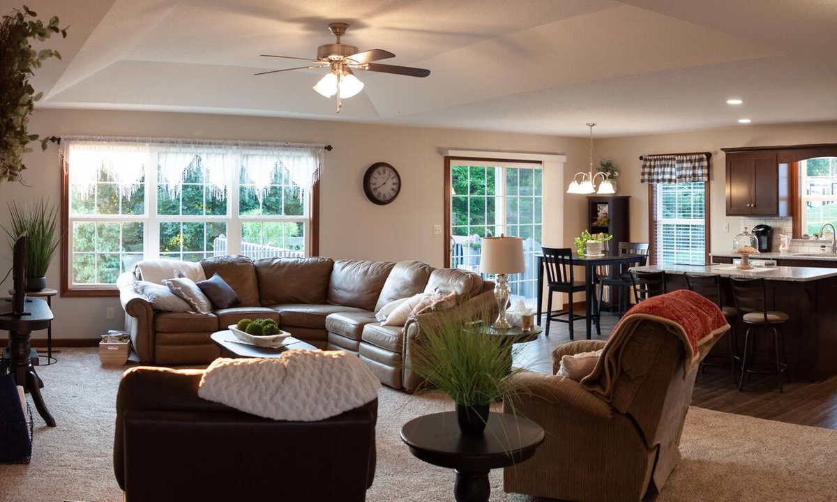 Sugarcreek House | Safe Haven - Newer Home In A Quiet Neighborhood
