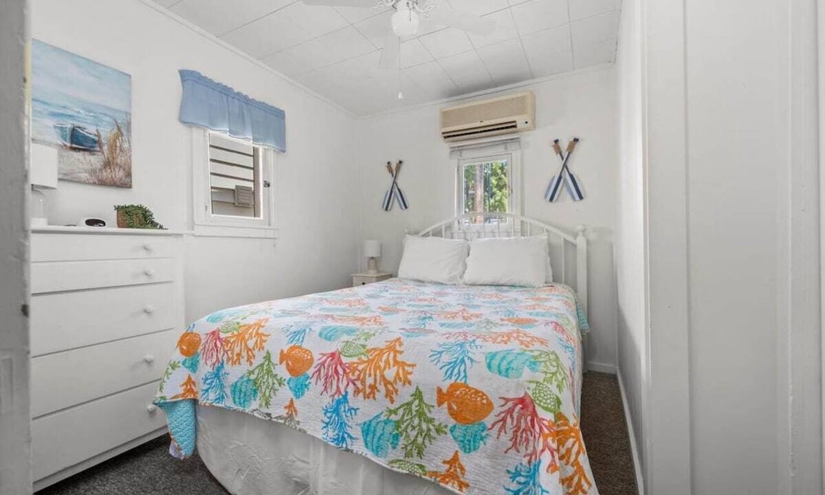 Traverse City Apartment | Sandbar Cottage 4 . Sandbar Cottage 4