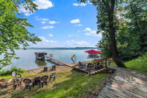 Alexandria House | Sandy Beach Family Getaway w/Fire Pit & Deck!
