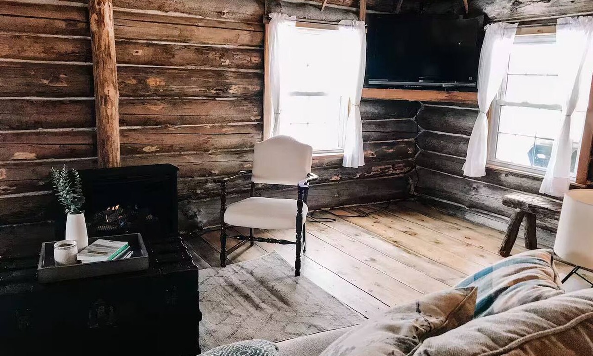 Kennerdell Cabin | Sandy Creek Cabin - Authentic Log Cabin