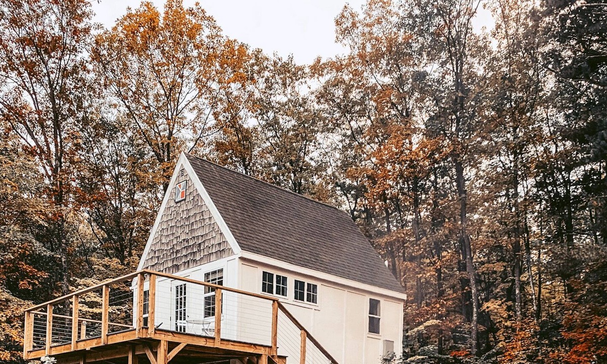Bayfield Cabin | Scandinavian cottage on a Vineyard - 2 miles from Bayfield
