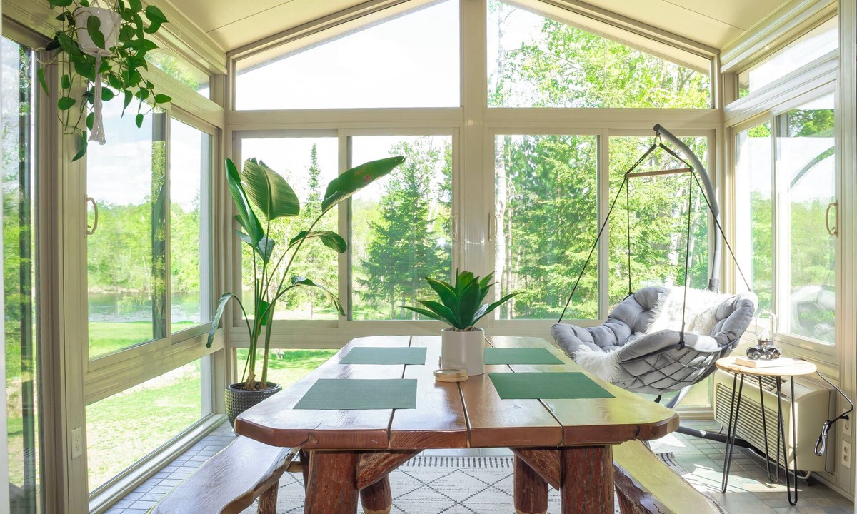 Rutledge Cabin | Scenic Kettle River Cabin - Hike, Sauna, Kayaks & More-Your Next Retreat Awaits!