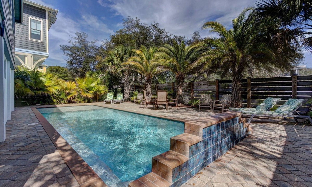 Seagrove Beach House | Sea Vous Play, 5br, Steps to the beach and Seaside, Private Pool, Pet Friendly,