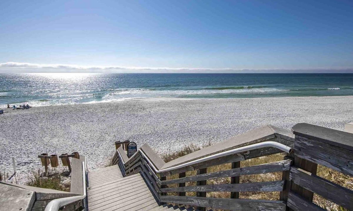 Seagrove Beach Condo | Seagrove Highlands by Southern Vacation Rentals